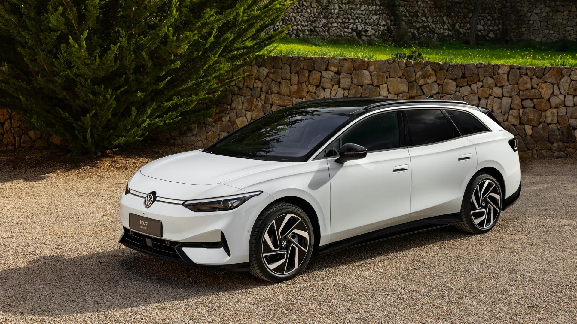 Volkswagen ID.7 Tourer Pro Limited 77kWh 210kW r.v.2024